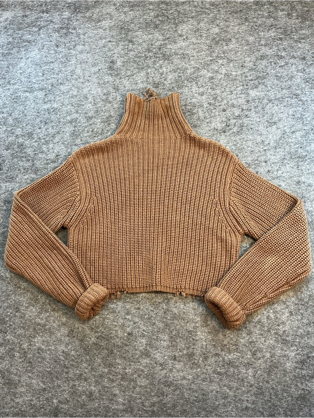 R+A Cropped High-Neck Knit Sweater in Camel Size XXS